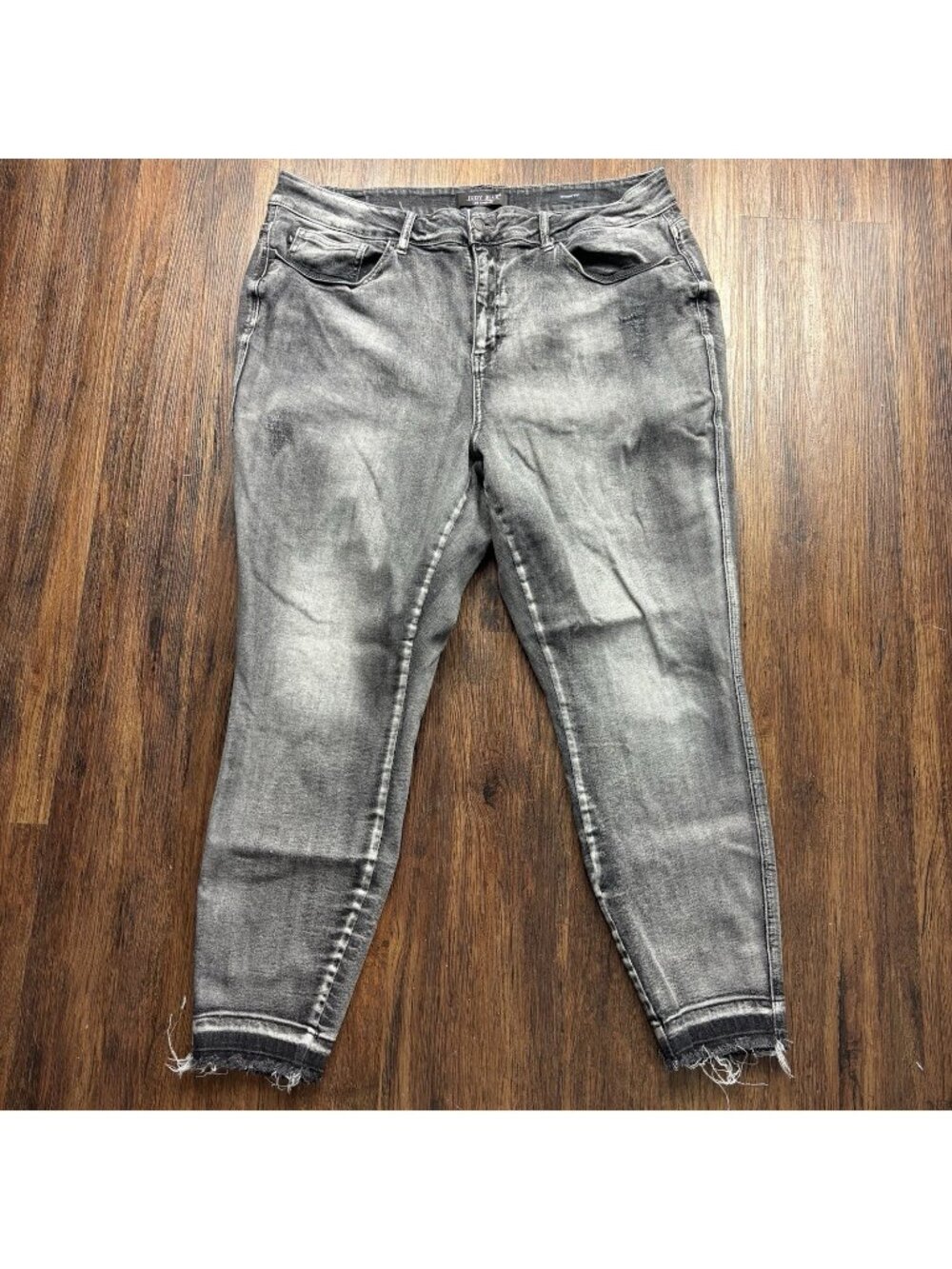 Judy Blue Skinny Fit Jeans Distressed Black Stonewash Raw Hem Women’s Size 22W